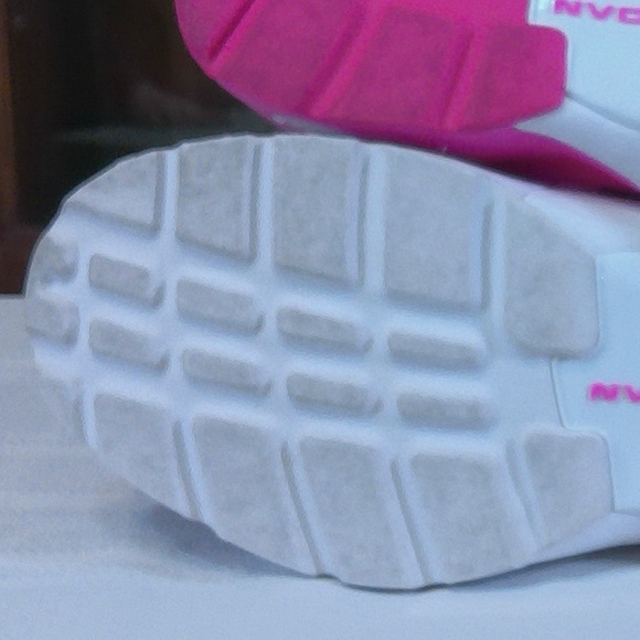 EUC Nike Air Jordan Runner LX Premium Heiress Woman's Sneakers Sz 8.5 COA Includ - Picture 12 of 13